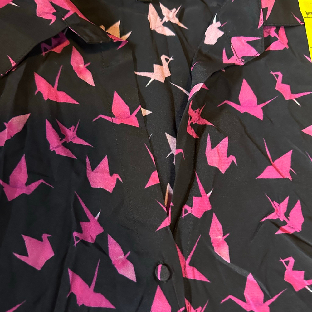 Women's catherinegee Black Pink Origami Crane Button Down Shirt S - Picture 10 of 10